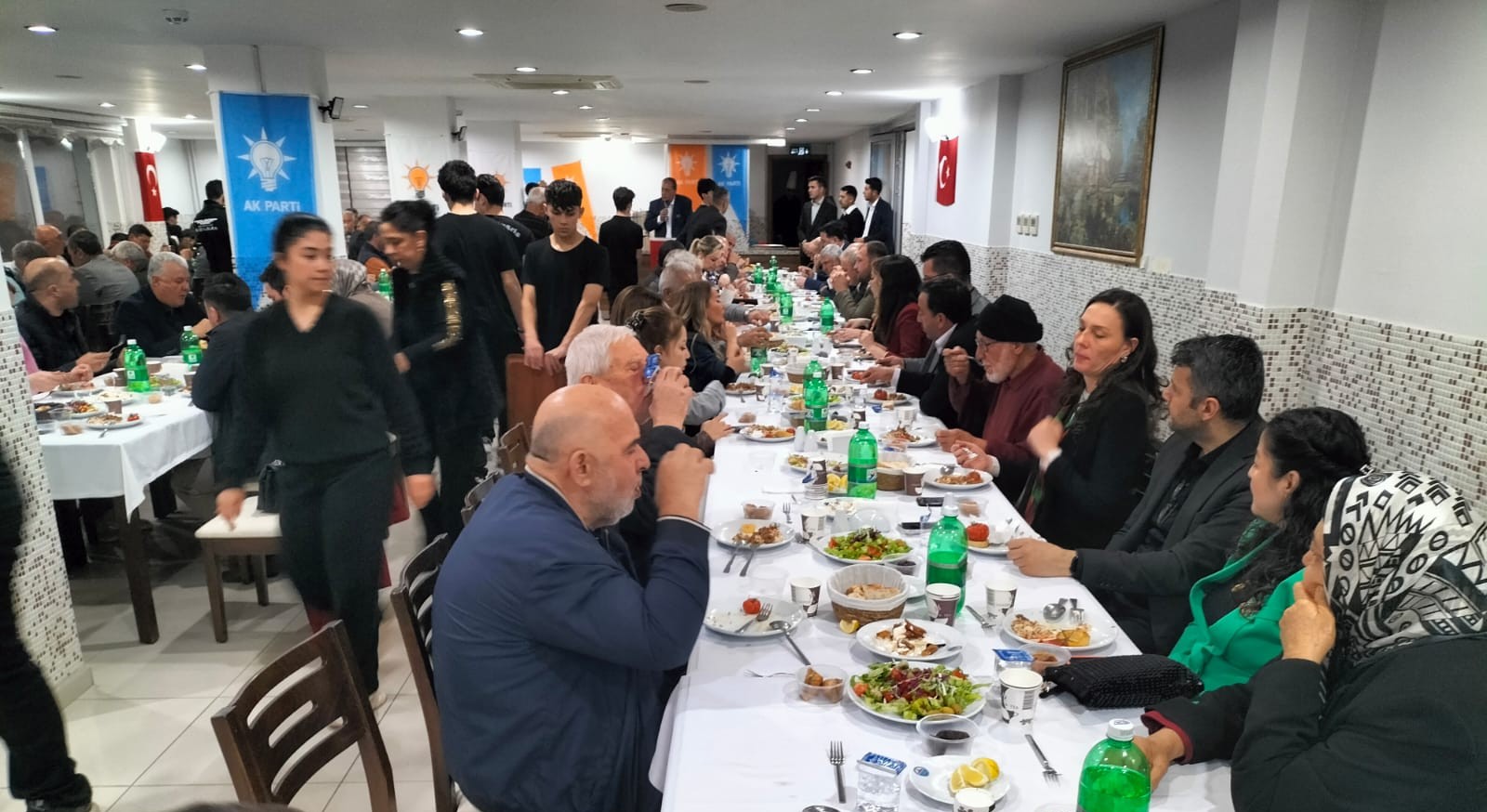 KÖYCEĞİZ’DE AK PARTİLİLER İFTARDA BULUŞTU